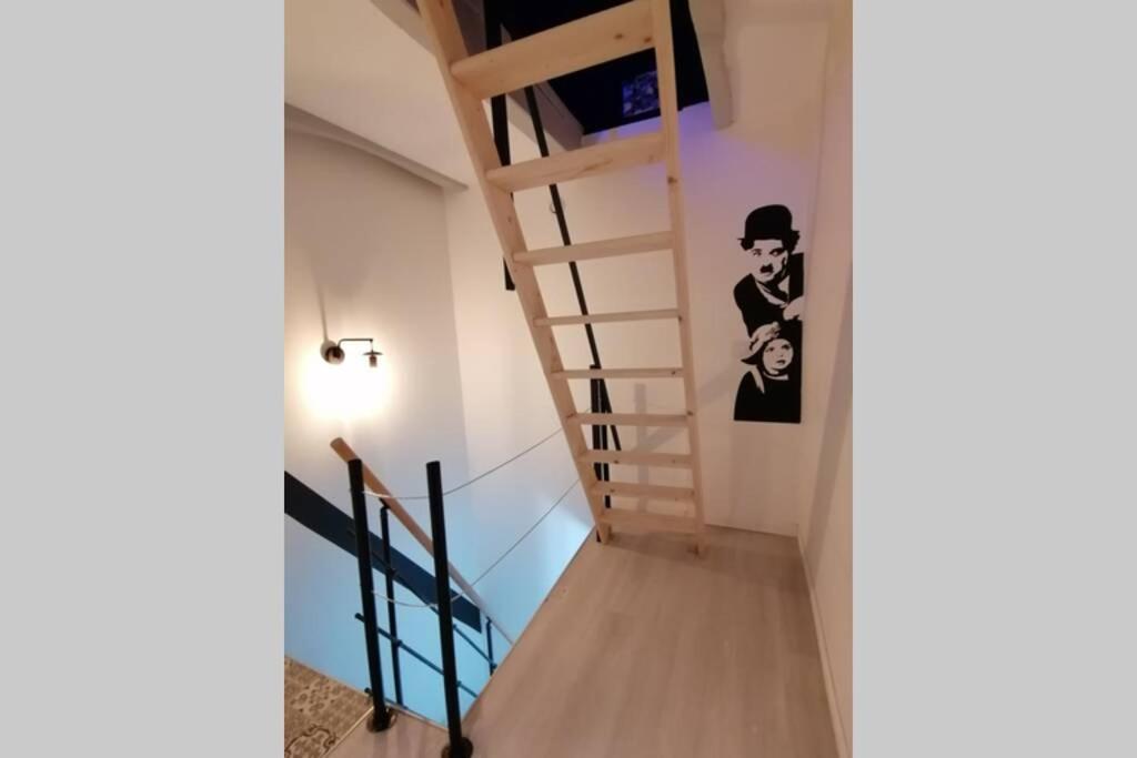 Maison Equipee! Avec Salle De Cinema!!! Apartment